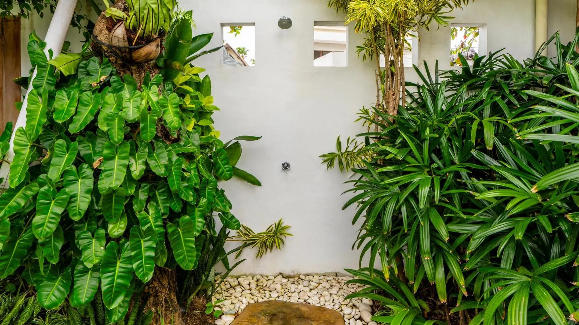 Villa Amsa - Tropical Paradise In Seminyak Center