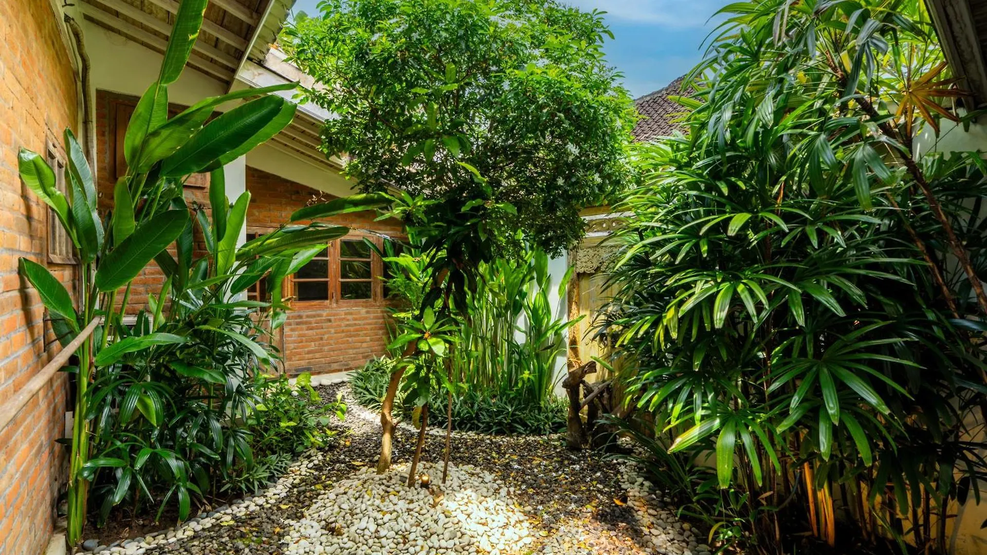 Villa Amsa - Tropical Paradise In Seminyak Center Indonesia